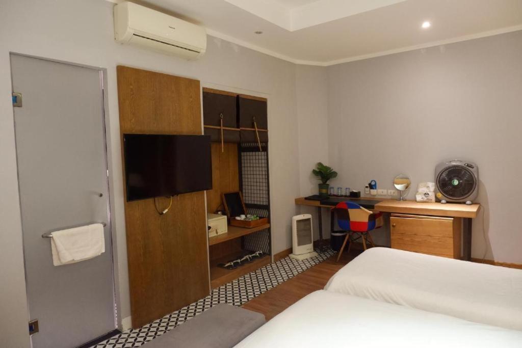 B&B Hanoi Hotel Exterior photo
