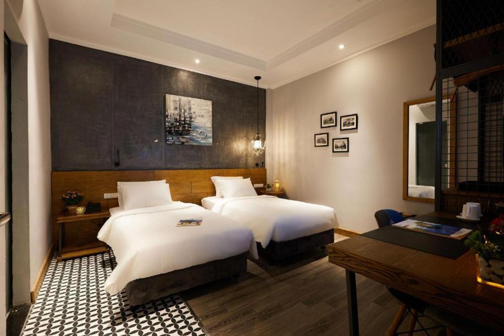 B&B Hanoi Hotel Exterior photo