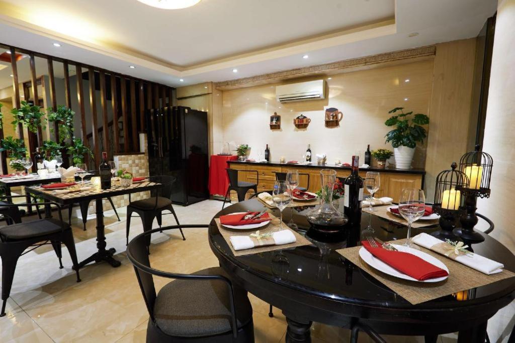 B&B Hanoi Hotel Exterior photo